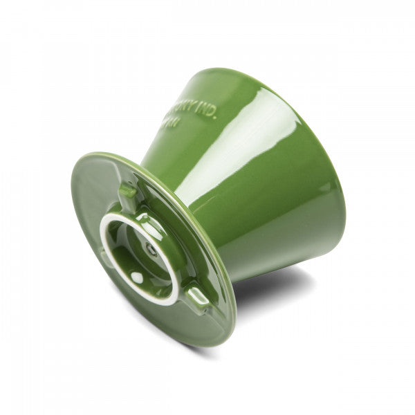 Seitenansicht vom F70 Flat Bottom Dripper liegend.